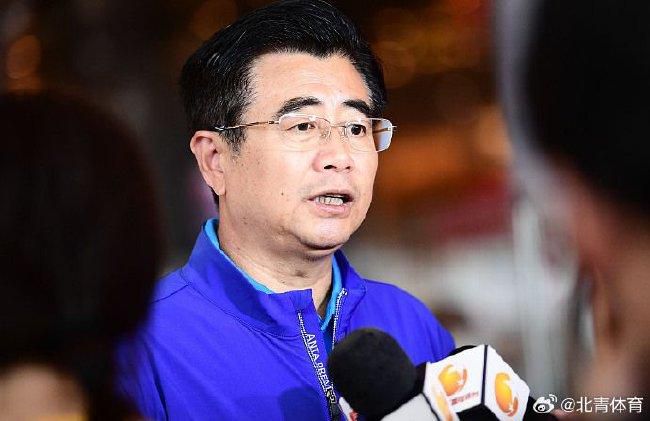 肮脏妻子俱乐部